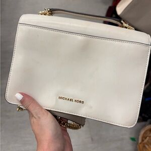 Michael Kors White Leather Shoulder Bag with Gold Hardware